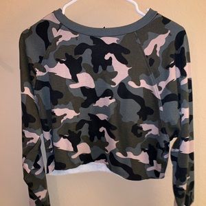 Cropped long sleeve